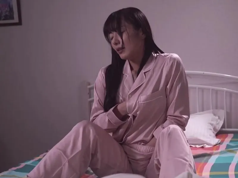 Thủ dâm hàng đêm vì chồng yêu bỏ bê, vợ quyết định tìm đến ứng dụng hèn hò